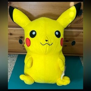 Pikachu 19 in Stuffed Plush Large Pokémon Toy